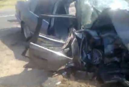Жуткое ДТП в Херсонской области: пострадавших вырезали инструментом из авто (видео)
