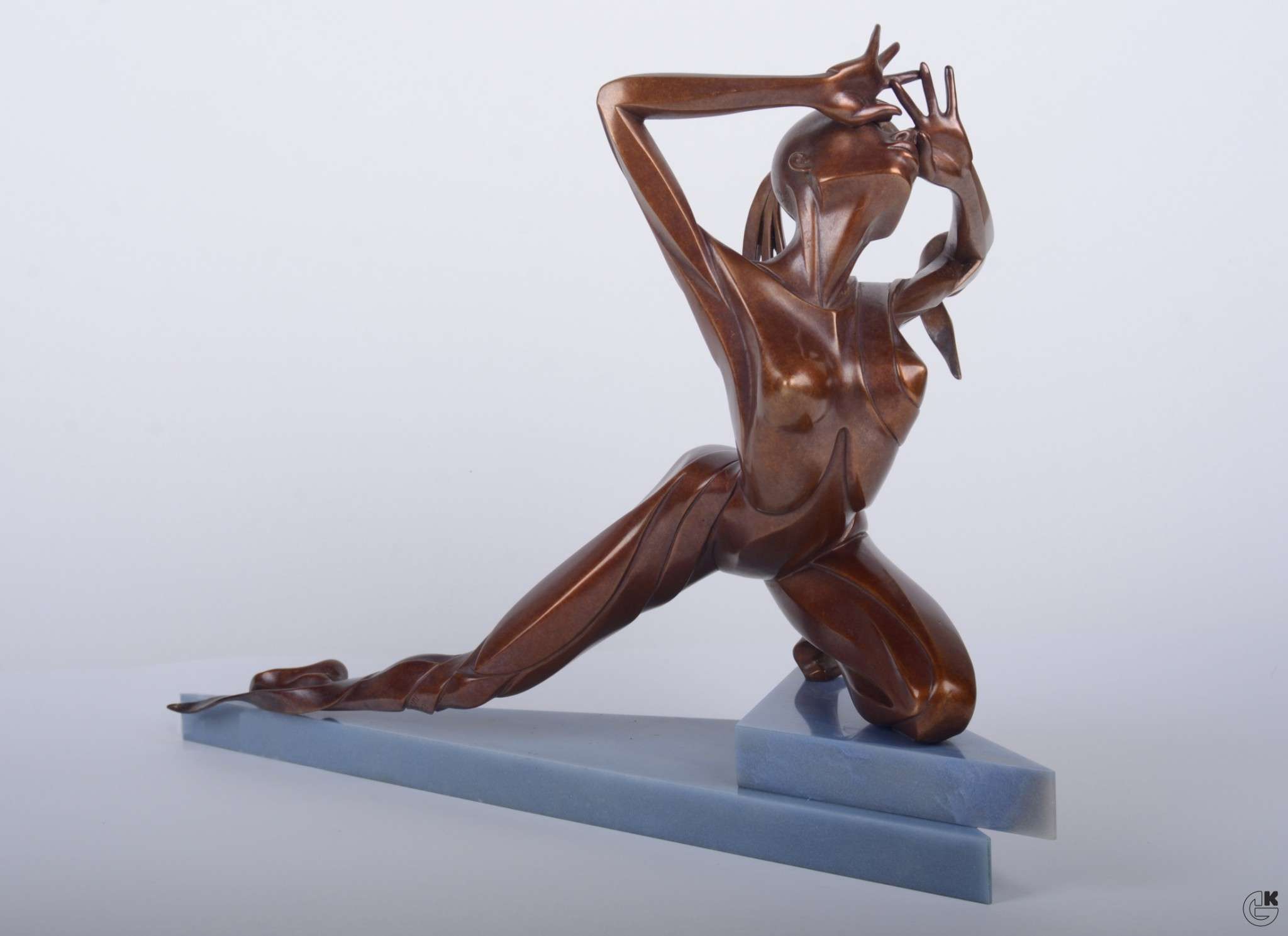 Какие тематики раскрывают современные скульпторы в своих произведениях?