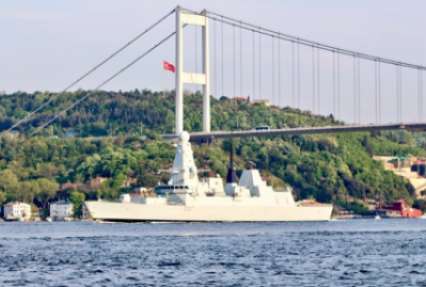 В Черное море вошла группа кораблей НАТО