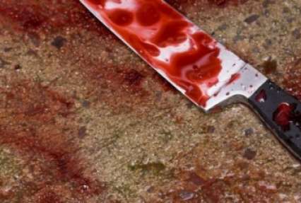 Во Франции женщина с ножом напала на людей в супермаркете