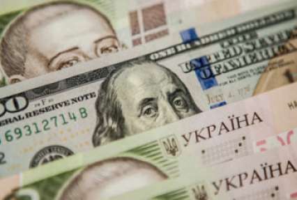 Глава Совета НБУ назвал источник избытка валюты на межбанковском рынке