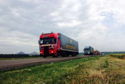 Еще 35 тысяч наборов выживания от штаба Ахметова на пути в Донецк