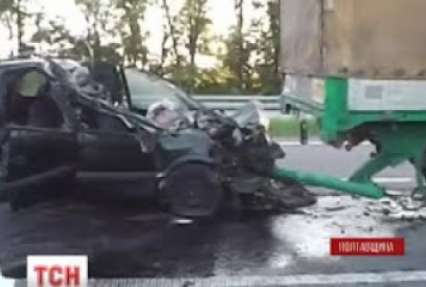 На Полтавщині розбилася багатодітна родина з Франції