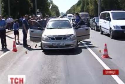 На в’їзді до Вінниці розстріляли приватний легковик