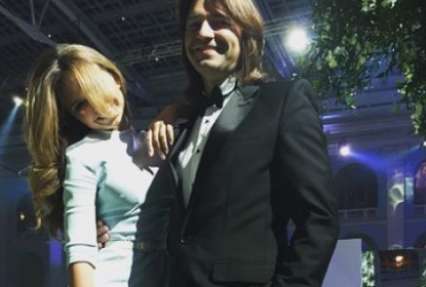 15-летняя дочь Дмитрия Маликова произвела фурор в прозрачном наряде (фото)