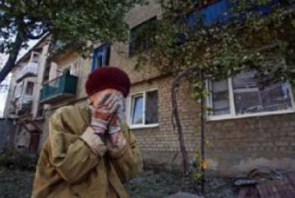 Террористы обстреливают два района Донецка