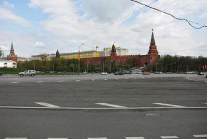 Боровицкая площадь победила в интернет-голосовании о месте установки памятника князю Владимиру