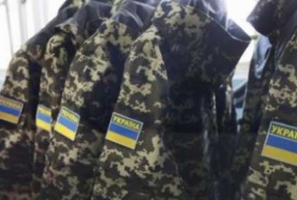 Два военных комиссара проведут неделю на 