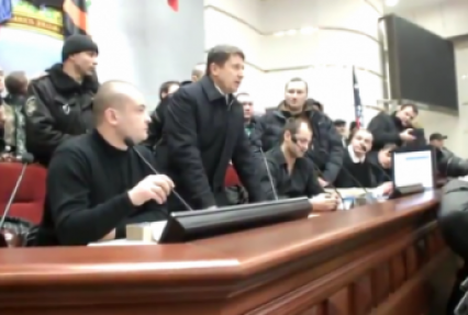 Экс-глава милиции Донецкой области, сдавший ОГА сепаратистам, живет в Киеве - нардеп (видео)