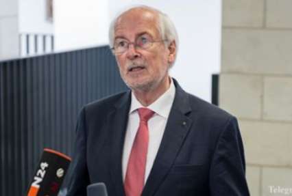 Генпрокурор Германии отправлен в отставку из-за скандала с госизменой