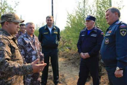Глава Бурятии потребовал от полиции перекрыть доступ в лес для всех, кроме пожарных