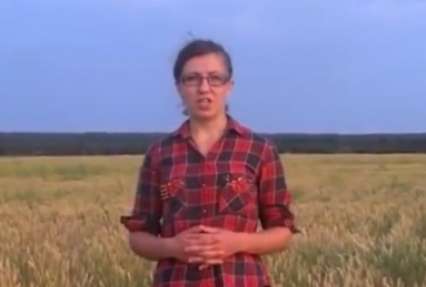 Грозящая сжечь урожай и воззвавшая к Путину курская фермерша уверяет, что ничего не должна банкам
