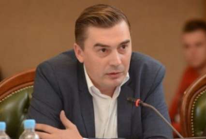 Из фракции БПП вышел еще один нардеп