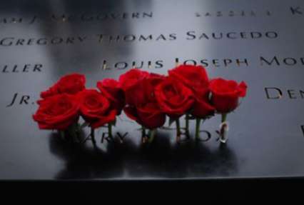 Кровавое 11 сентября: в мире вспоминают жертв самого крупного теракта современной истории