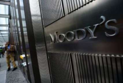 Moody's прогнозирует сложность восстановления экономики Украины