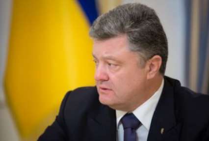 На имя президента подано почти 1100 петиций: о чем украинцы просят Порошенко