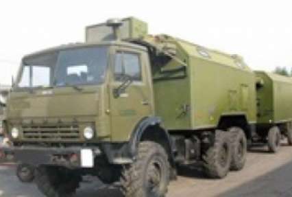 Под Трехизбенкой сепаратисты обстреляли КамАЗ с военными