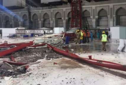 Пострадавших в результате падения крана на крышу мечети в Мекке украинцев нет