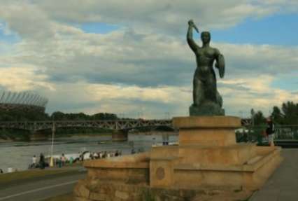 Путешествуем по Варшаве — городу женщин с мечами (фото)