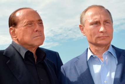 Путин и Берлускони прогулялись по набережной Ялты
