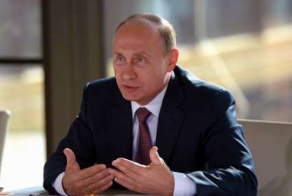 Путин назвал позором для украинцев переход страны под 