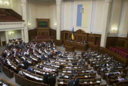 Рада приняла закон о местных выборах: проведут 25 октября без Донецка и Луганска