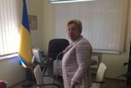 Разыскиваемая СБУ экс-губернатор Киевской области находится у силовиков под носом