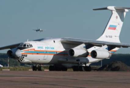 Самолет МЧС доставил в Москву 59 беженцев из Сирии
