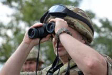 Турчинов побывал в зоне АТО: фоторепортаж