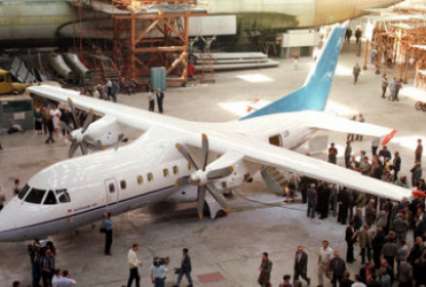 Украинские санкции остановили производство самолета Ан-140 в России