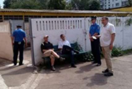 В Чернигове засекли журналистов с поддельными документами