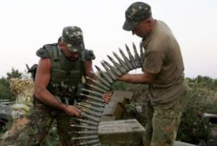В Донбассе боевики возобновили обстрелы военных