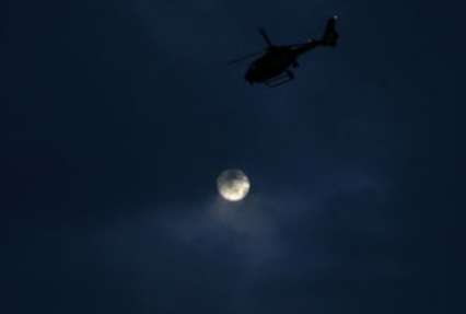 В Лаосе пропал вертолет с людьми на борту