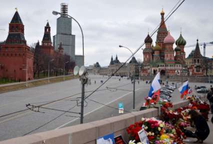 В Мосгордуме объяснили, почему столичные власти скорее всего откажут в установке мемориала Немцову