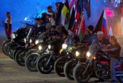 В Севастополе презентовали мотоцикл «Сталинец»