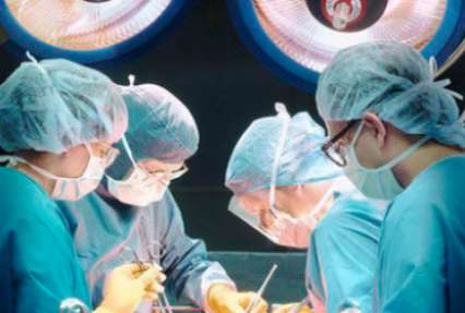 Впервые в мире проведена пересадка почки через вагину