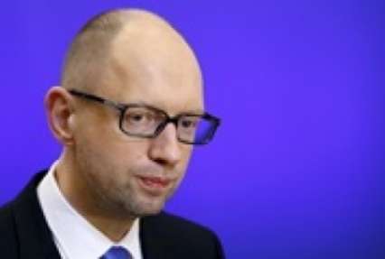 Яценюк назвал причину конфликта в Мукачево