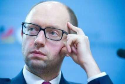 Яценюк планирует в сентябре представить новый состав правительства
