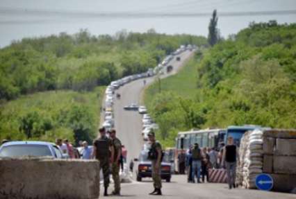 Жители оккупированного Донбасса бегут от мобилизации: боевики перекрыли границу с РФ