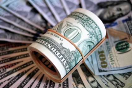 Эксперт дал прогноз по поводу курса доллара к рублю в 2018 году
