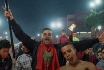 Фанаты сборной Марокко устроили беспорядки и сожгли машину в Бельгии