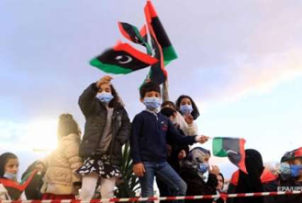 Страна разрушена. 10 лет восстанию в ЛивииСюжет