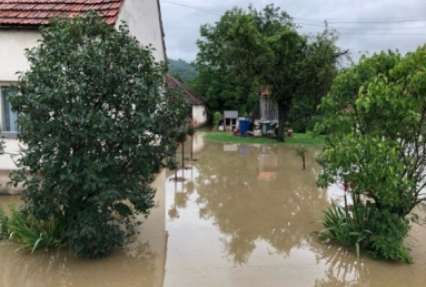 В западной Сербии из-за наводнения объявили чрезвычайное положение